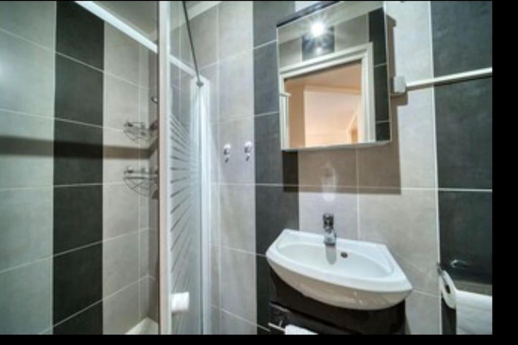 Appartamento Bel Apt Centre Menton Centre Proche Casino Esterno foto
